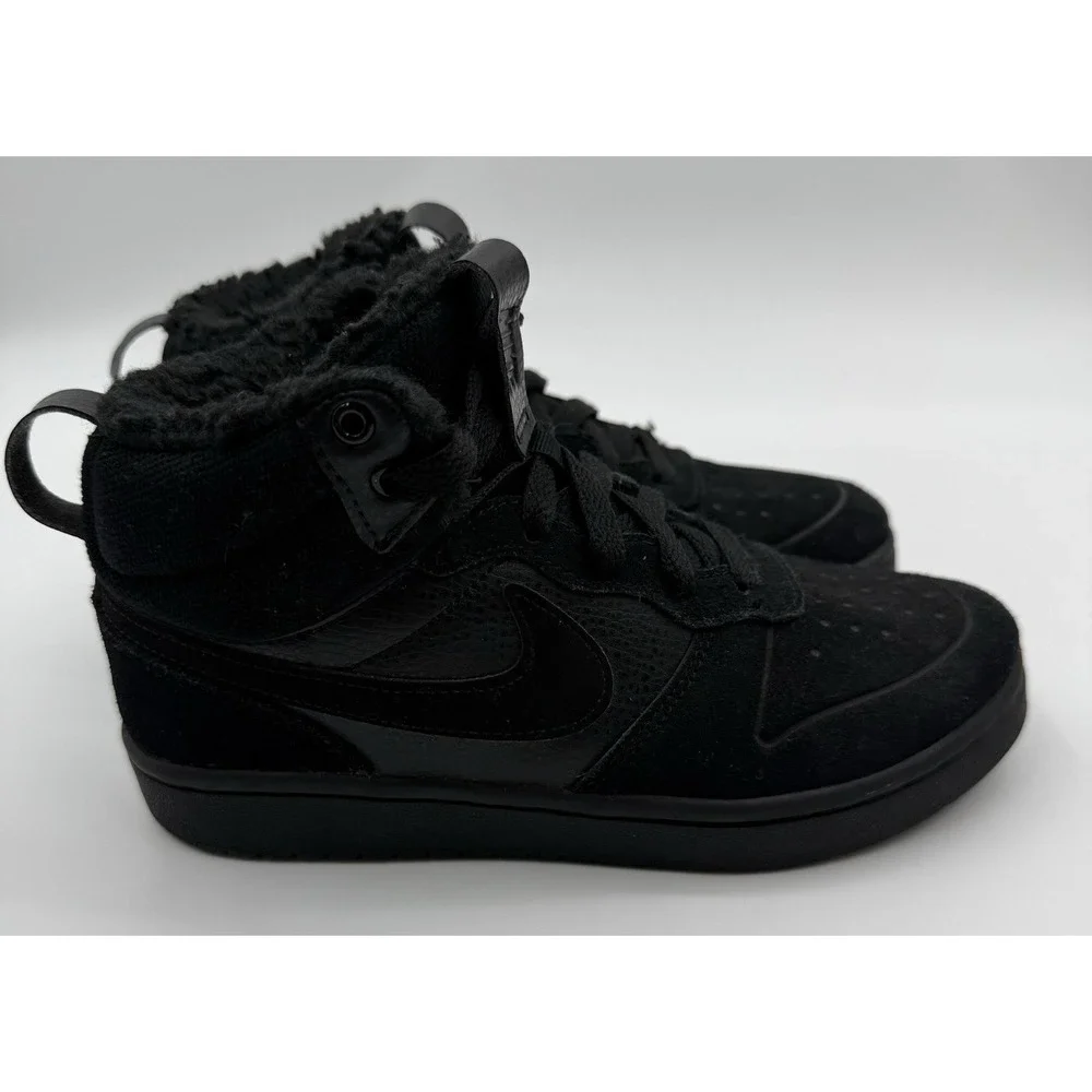 Nike Kid's Unisex Court Borough Mid Sneaker 2.5Y  Sherpa Lined Warm All Black
